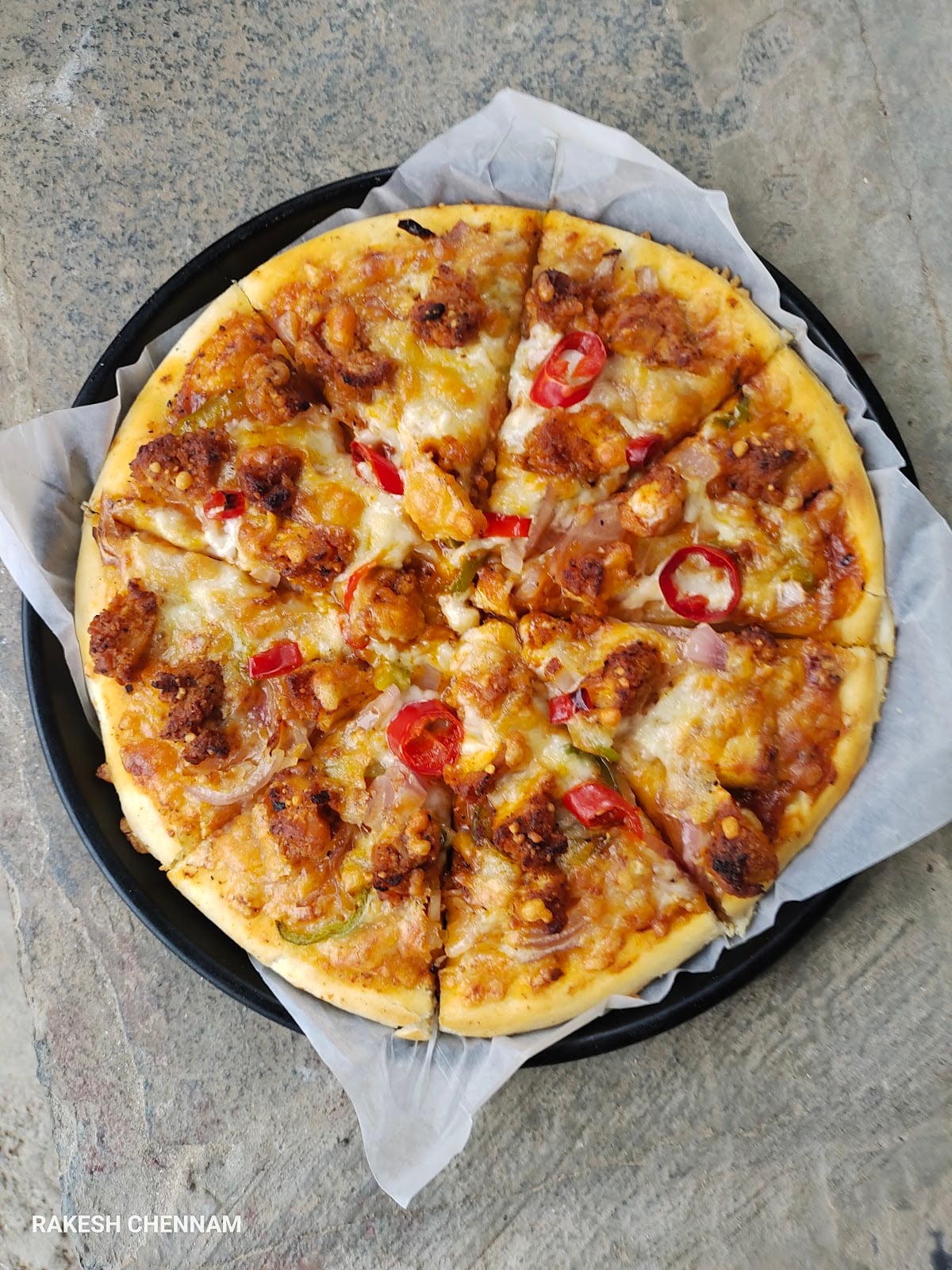 Little pizza — photo by SRI SRINIVASA CCTV SERVICES