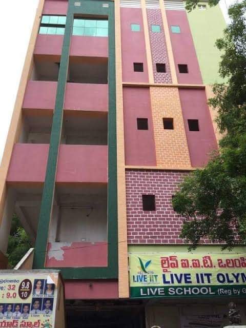 Live IIT Olympiyad School — photo by Prabhas Upputuri
