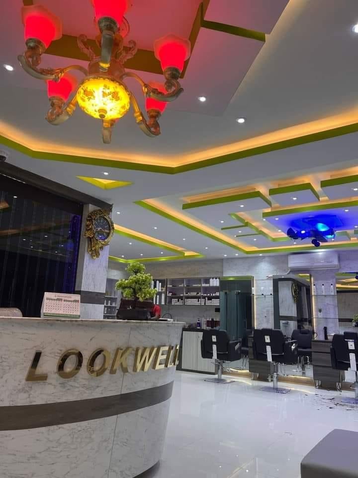 LOOKWELL Salon — photo by Subash Sapkota