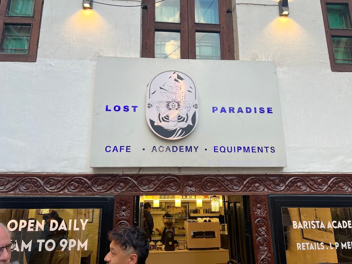Lost Paradise Cafe — photo by Oleg Tutunnikov