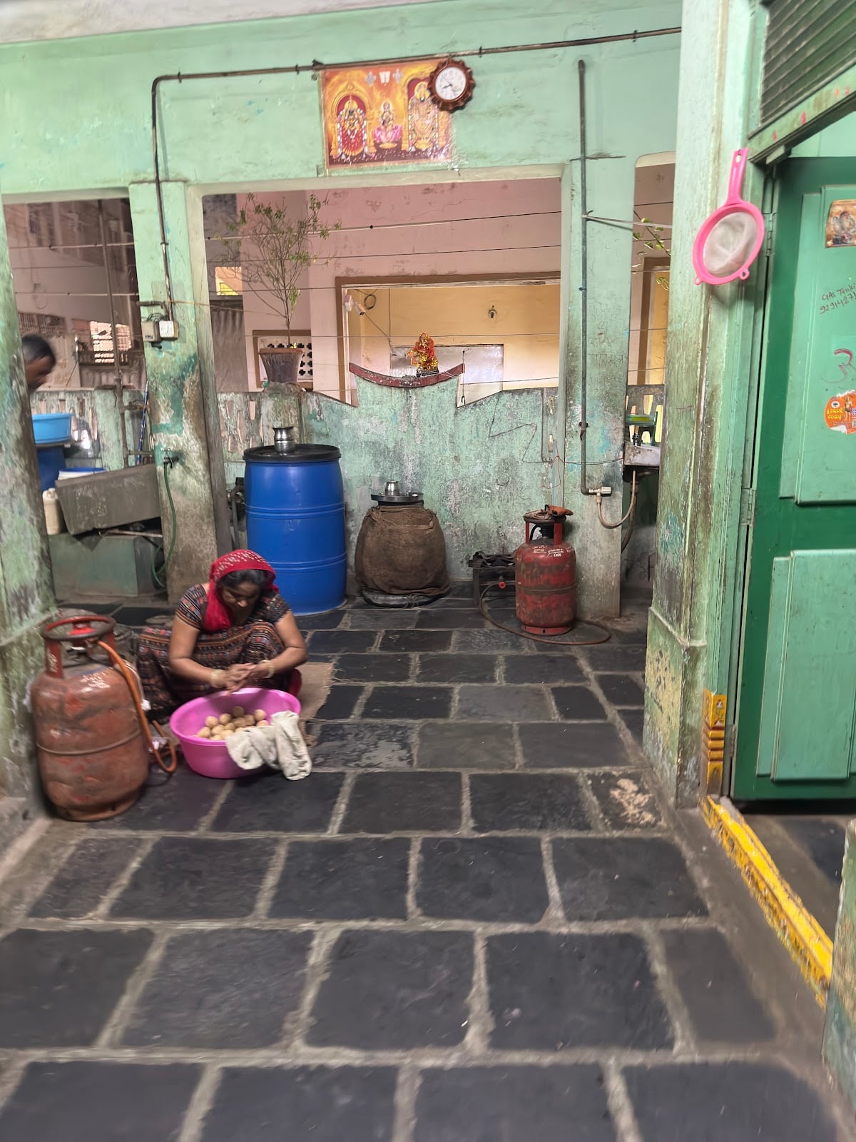 Maha Laxmi Bhojanalay — photo by Mahesh Kakaraparthy