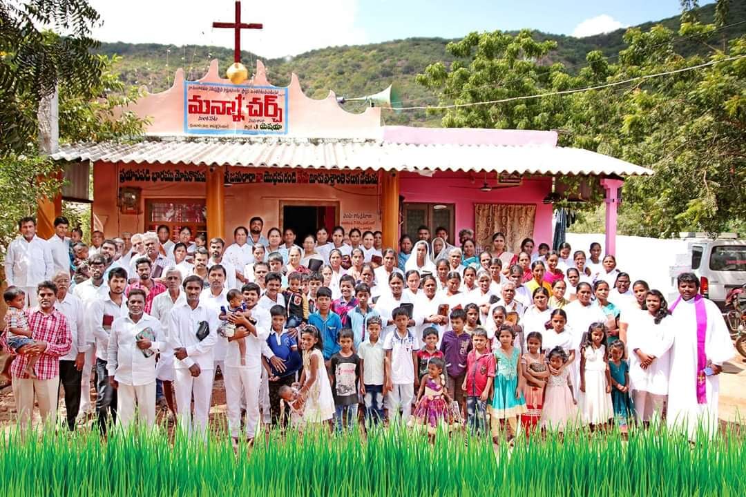 MANNA CHURCH — photo by M benhar Benhar