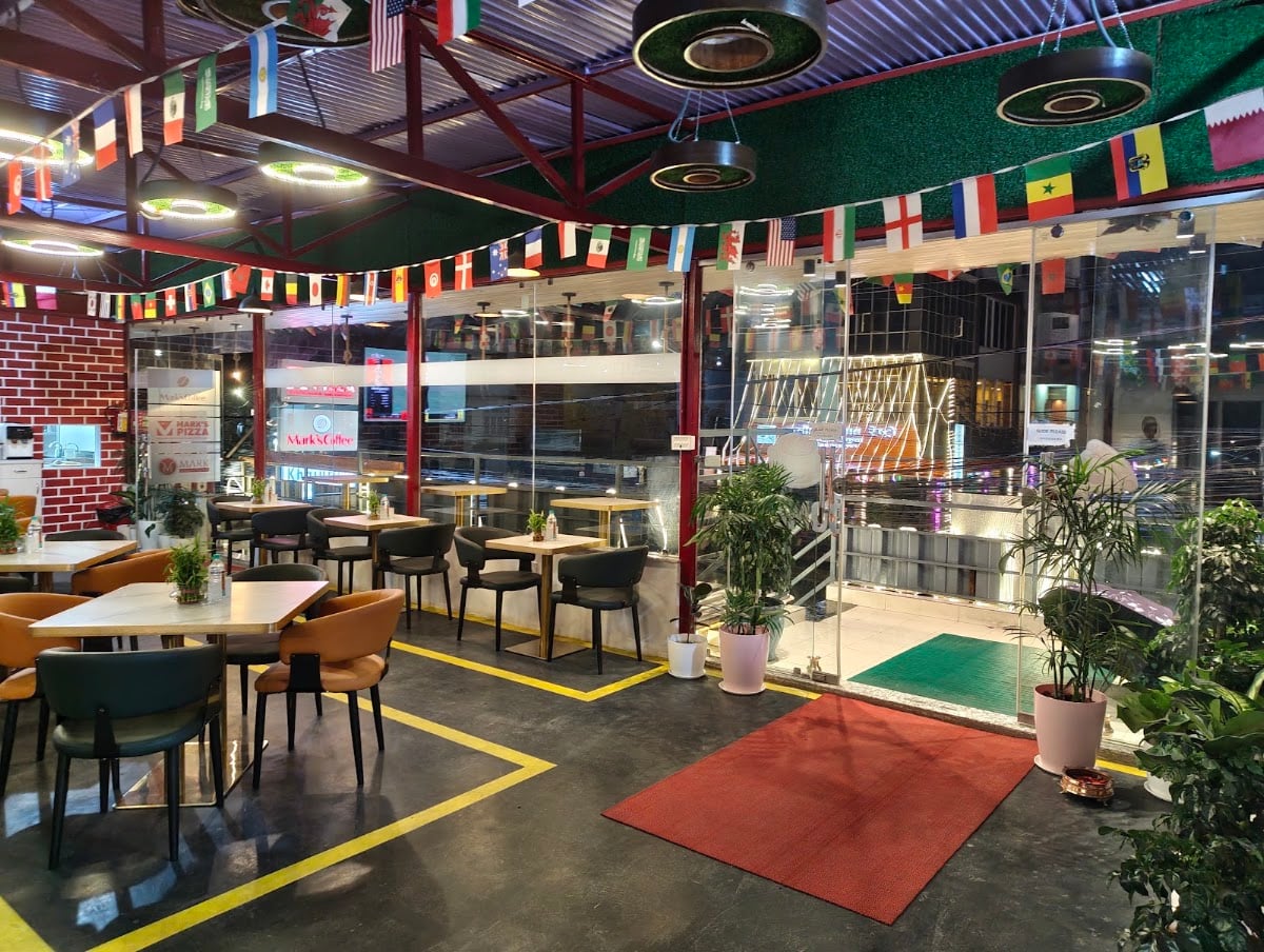 MARK's PIZZA & COFFEE — photo by Pinak Sarkar