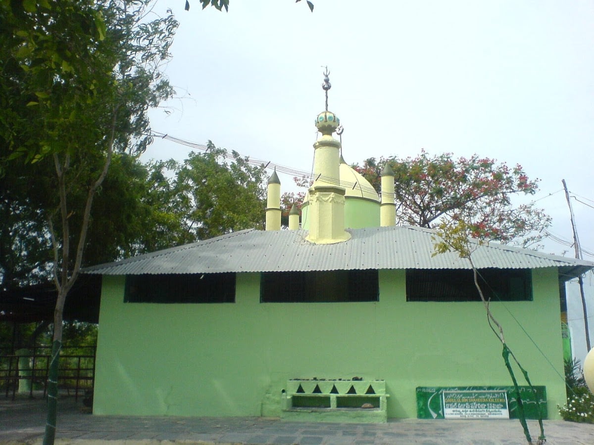 Masjid e Yassin/pericharla dargah — photo by Rizwan Sait