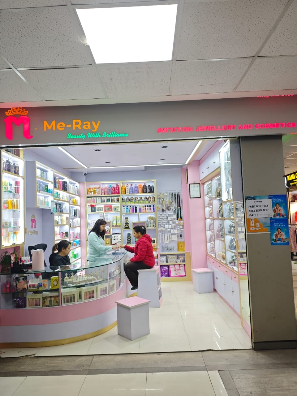 Me-Ray — photo by Manisha Garg