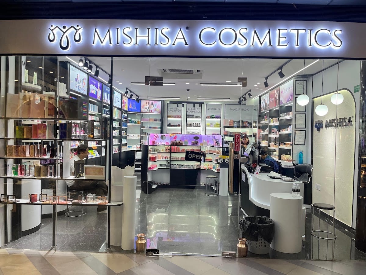 Mishisa Cosmetics Labim Mall — photo by Mishisa Cosmetics Labim Mall