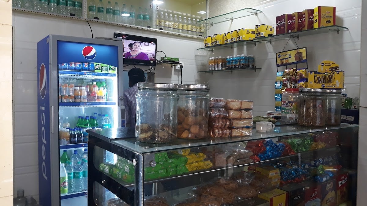 MM Bakery & Snacks — photo by indiangems school