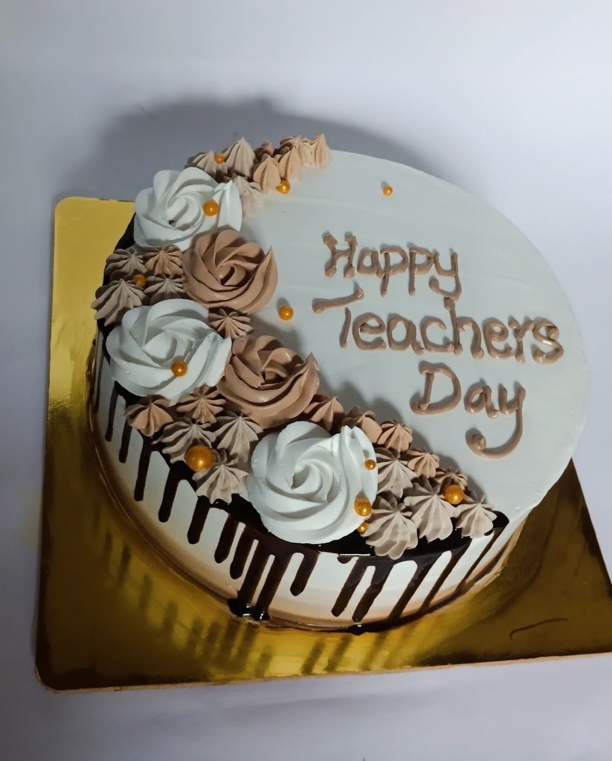 Mom's Love Bakery — photo by Mom's Love Bakery