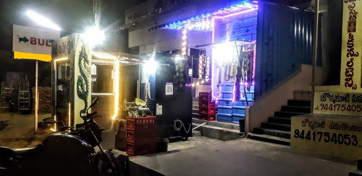 Naidu food court — photo by Chinna Sajja