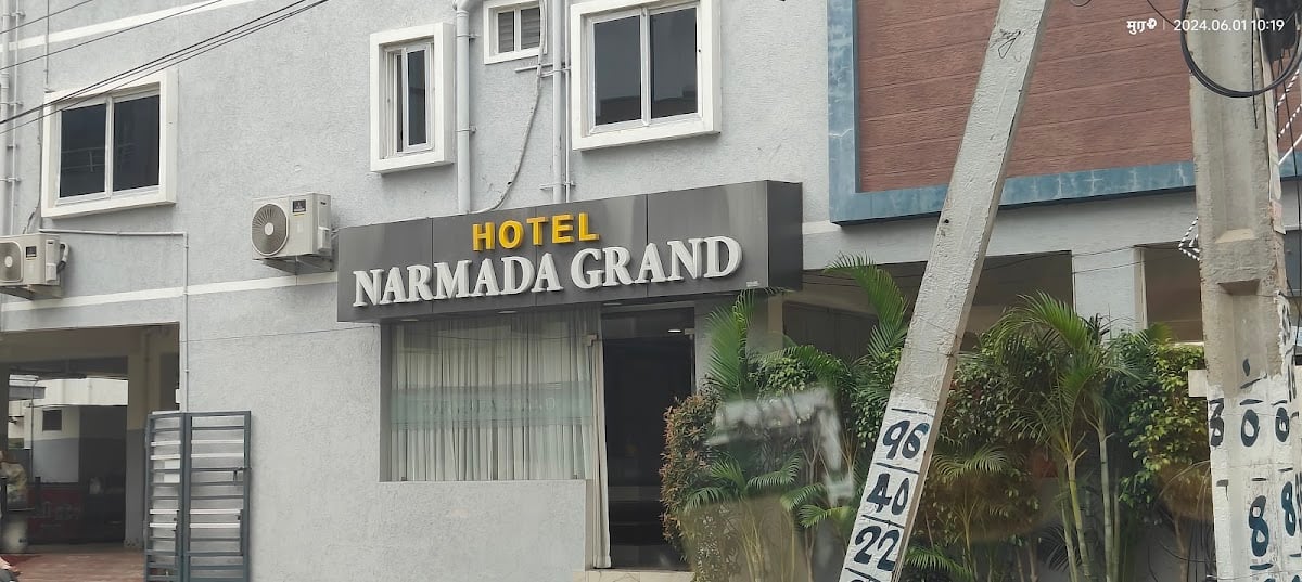 Narmada Grand — photo by Ranganath M