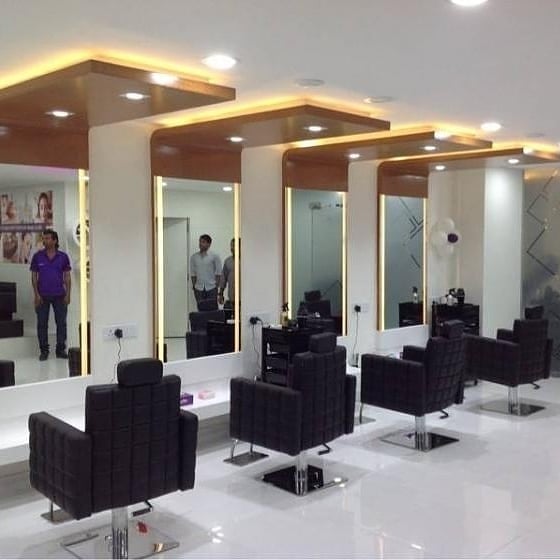 Neeldavid's International Unisex Salon — photo by Neeldavid's