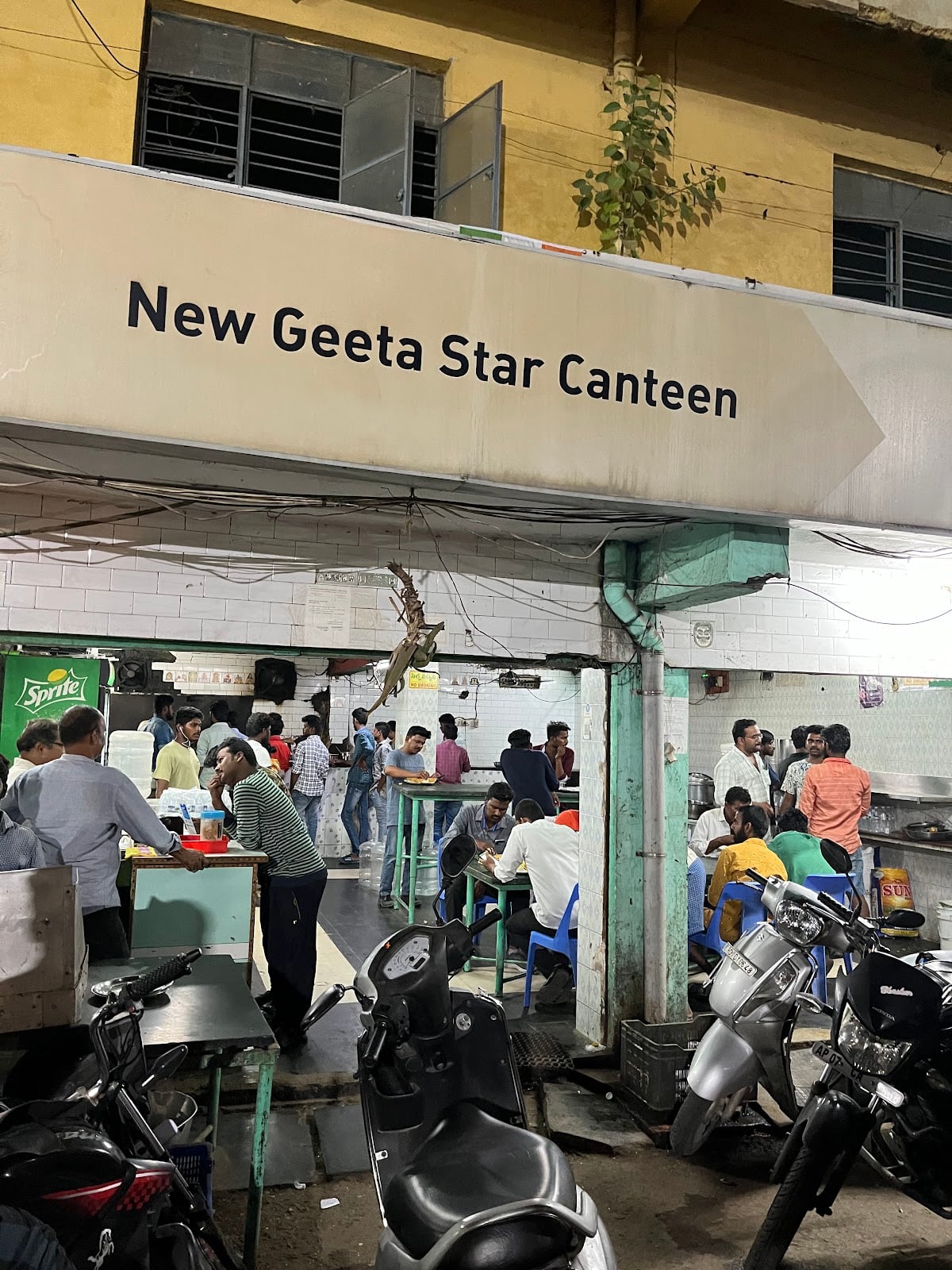 New Geeeta Star Canteen — photo by SOUTH COAST RAILWAYS S.Co.R