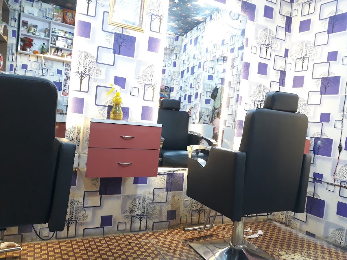 New Unisex Saloon — photo by New Unisex Saloon