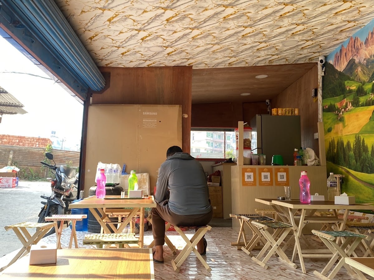 Nova Cafe — photo by Dhiraj