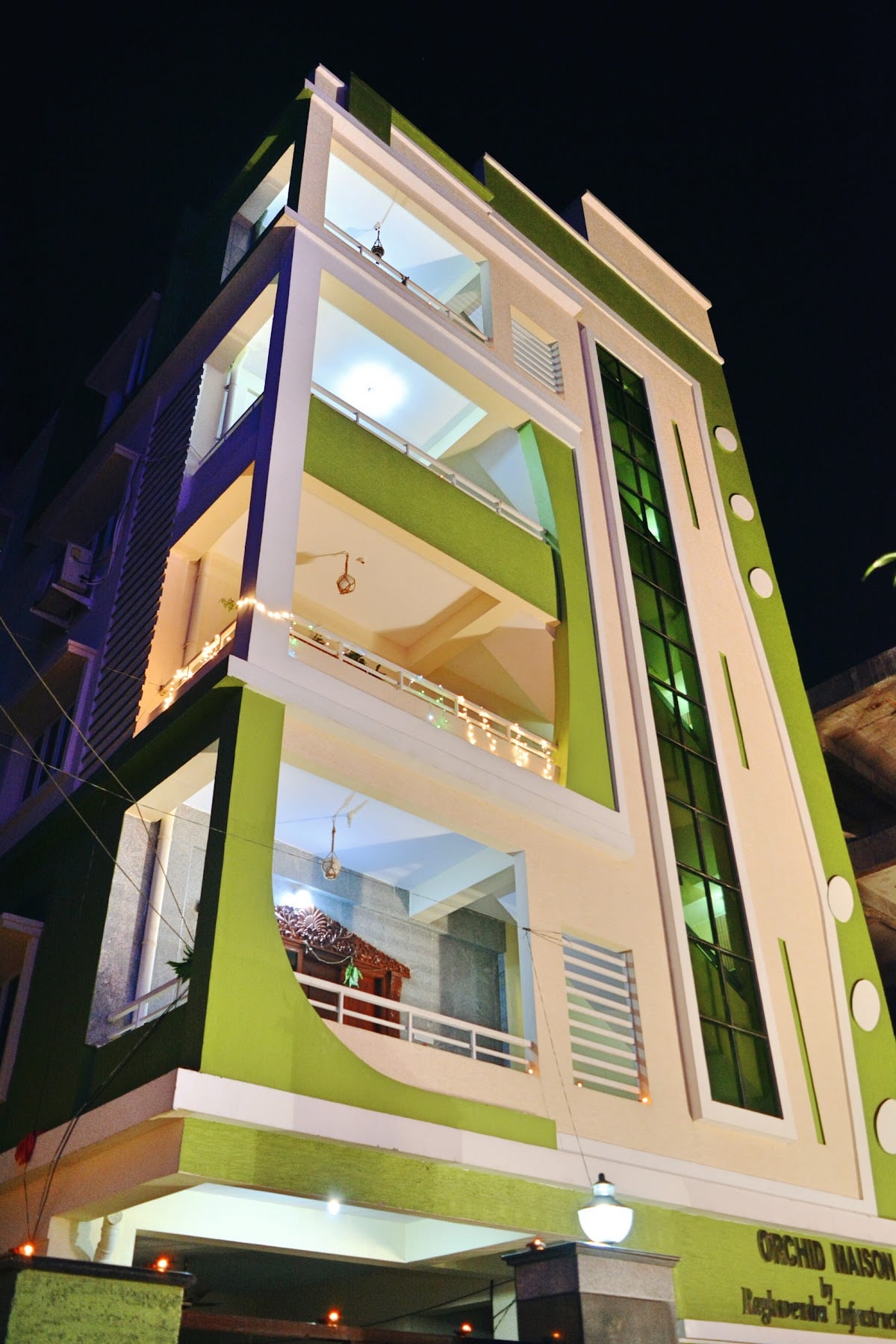 ORCHID MANSION Apartment — photo by Irfan Ahmed