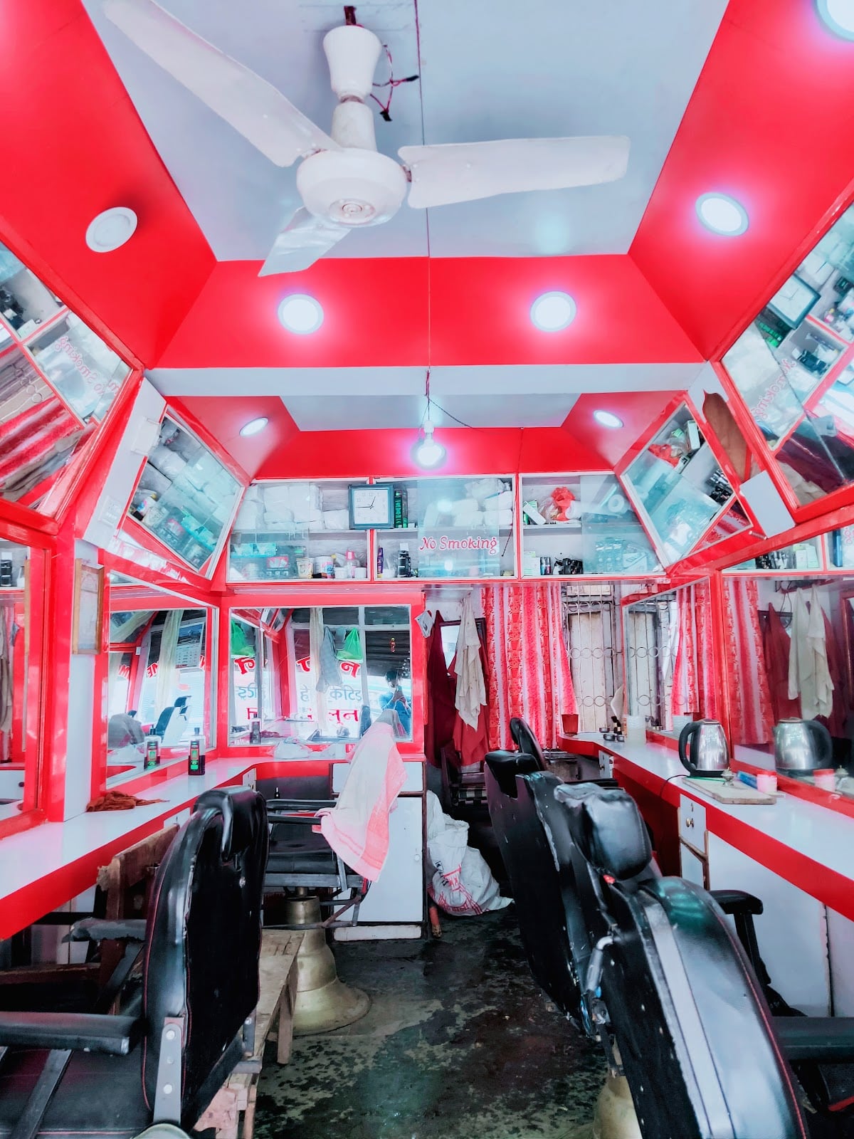 Pawan hair cutting saloon — photo by Pawan hair cutting saloon