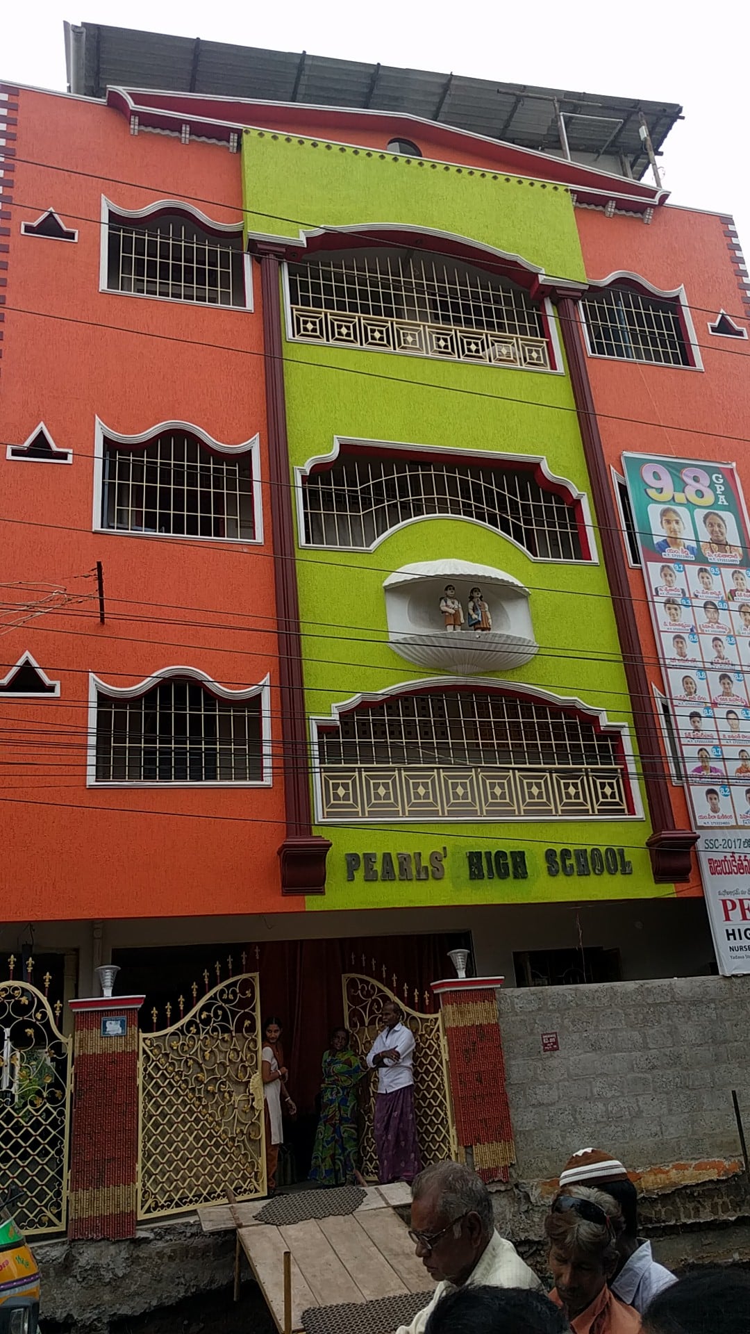 Pearls High School — photo by Rajasekhar Yadavalli (Scientist)