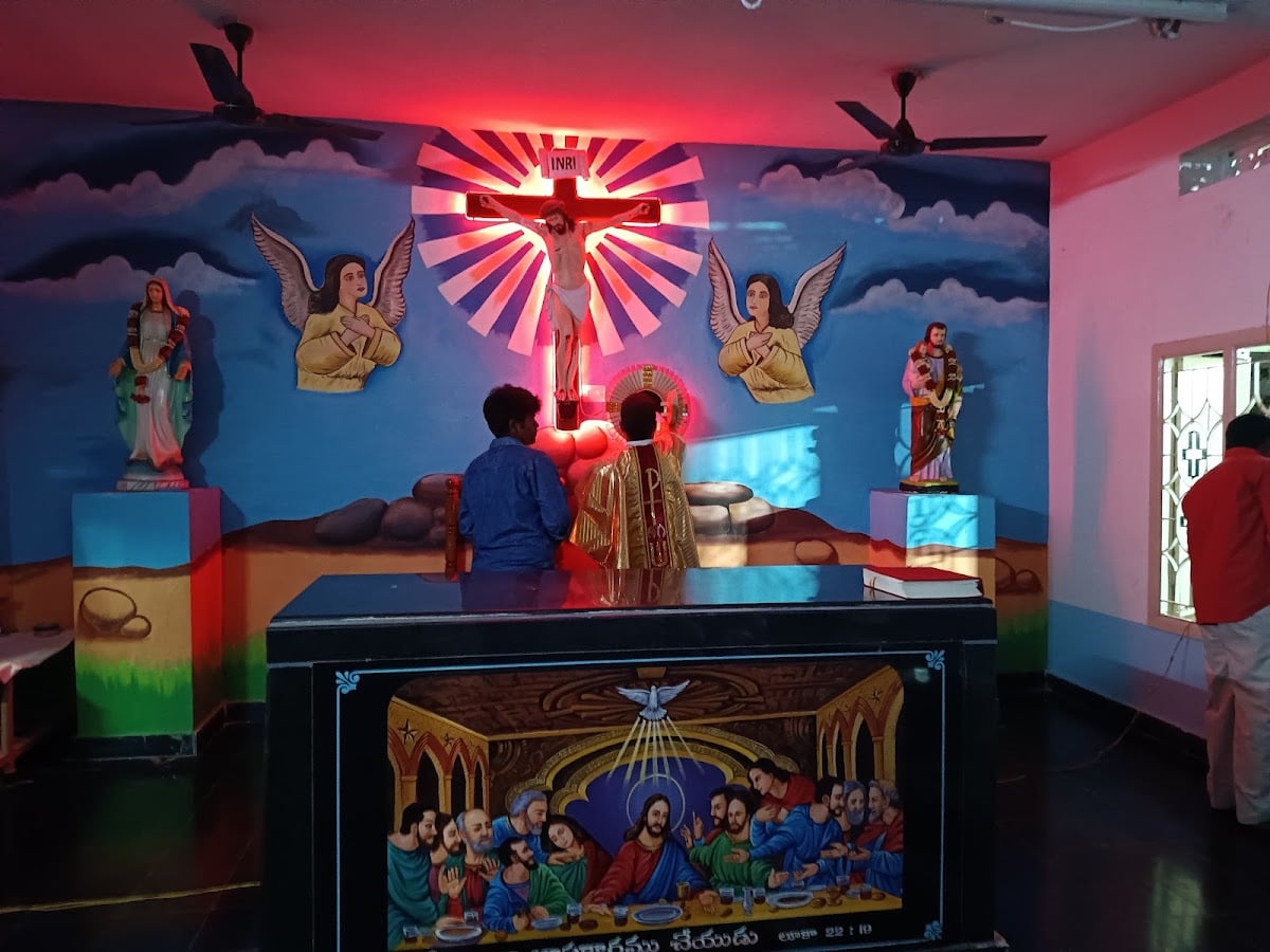 పునీత రాయప్ప వారి దేవాలయం, పొన్నెకల్లు విచారణ. Podila's RCM Church — photo by ajay babu