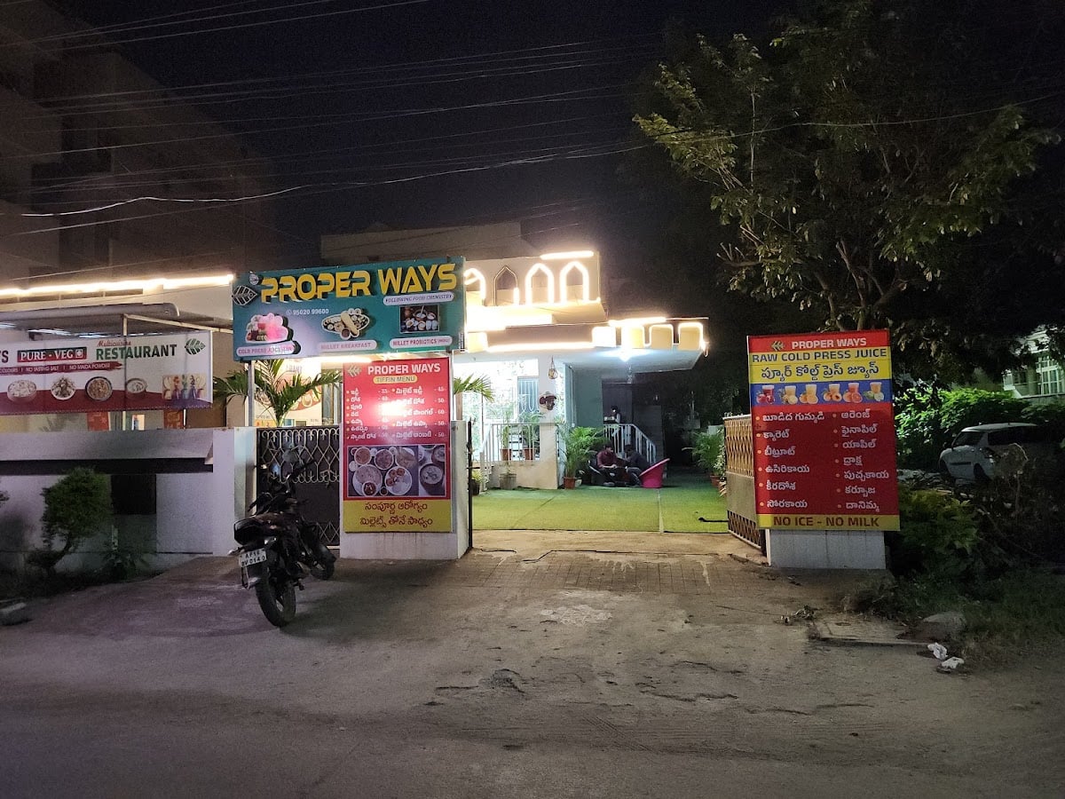 Proper ways Multicuisine Restaurant — photo by Joy Ady