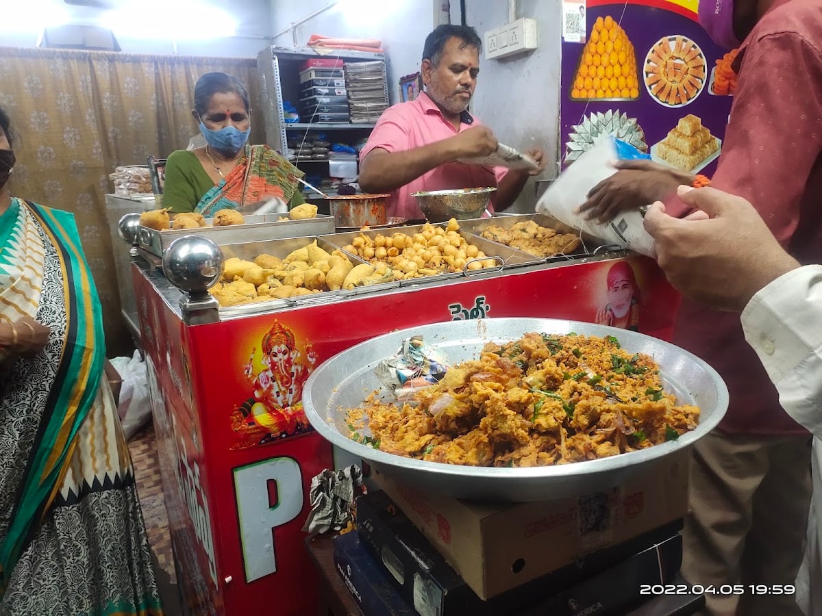PRS Sweets — photo by KOPPULA MOHAN KRISHNA (KRISHNA)