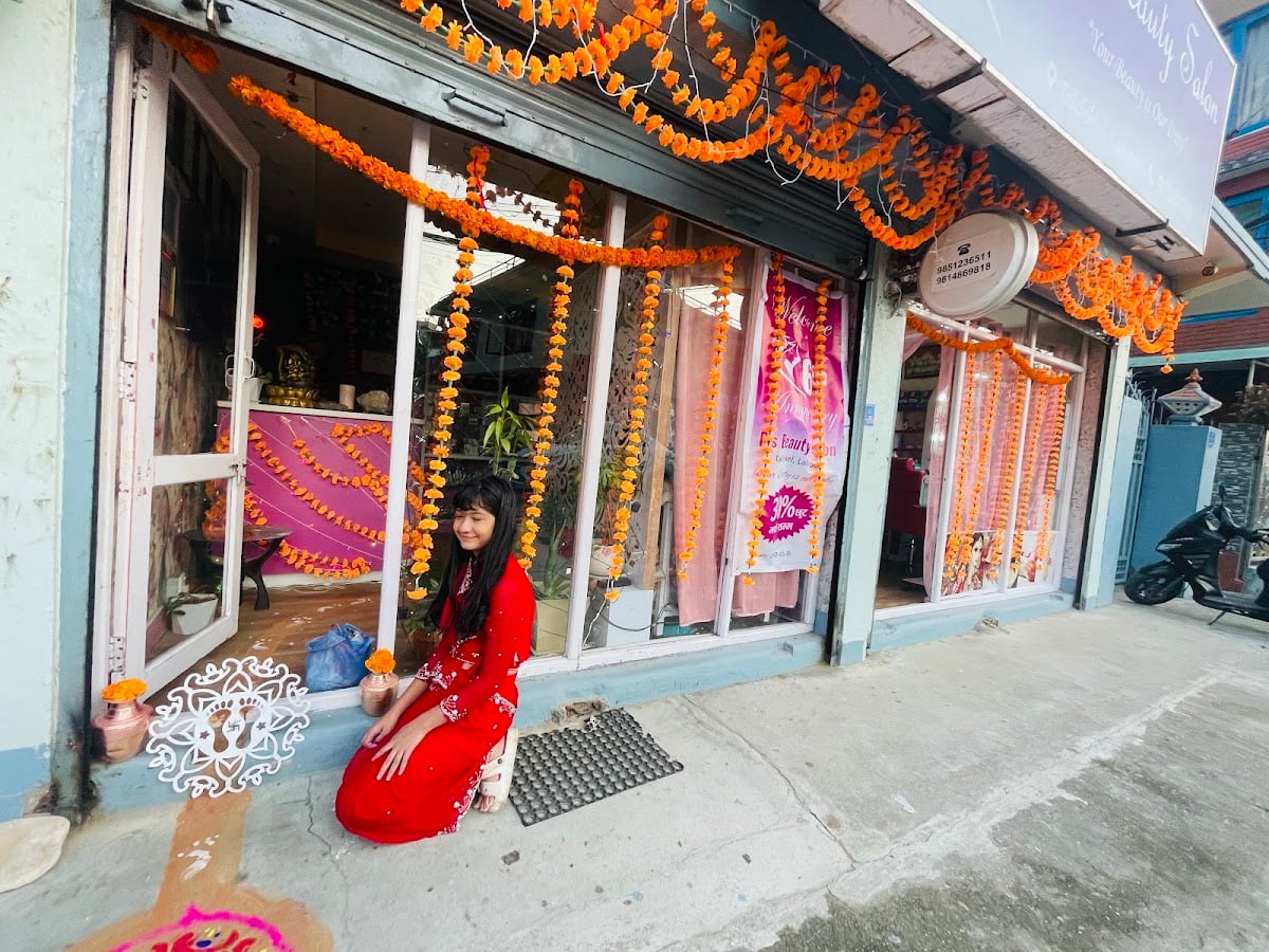 P's Beauty Salon — photo by Parivasa Thapa