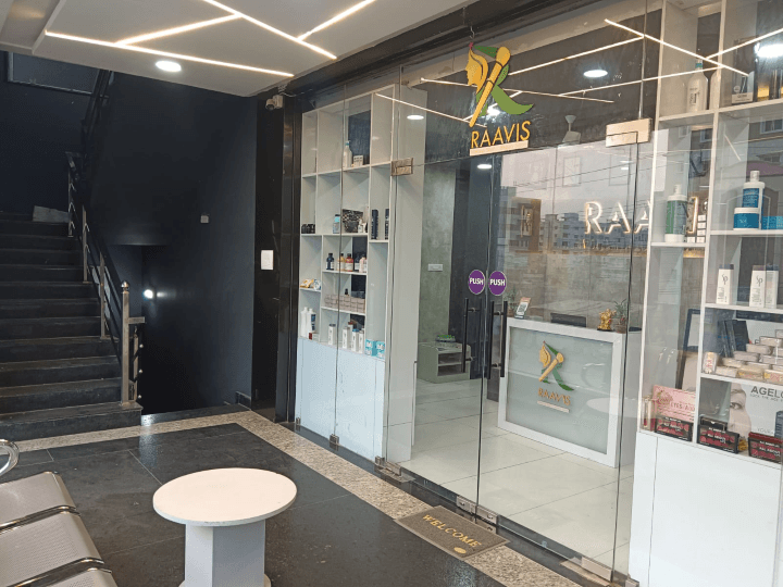 Raavis Makeup Studio and Unisex Salon — photo by Raavis Makeup Studio and Unisex Salon