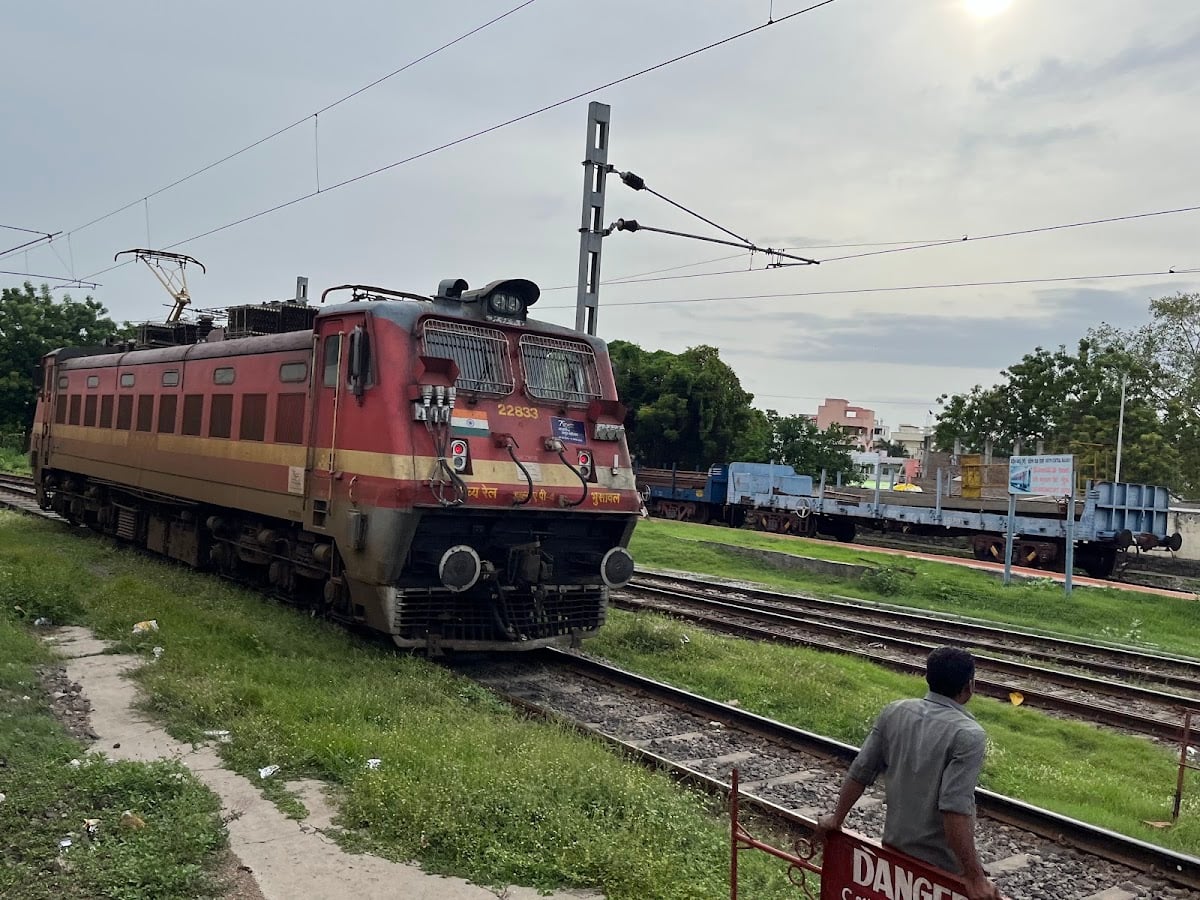 Railway Coach Depot Guntur — photo by SOUTH COAST RAILWAYS S.Co.R