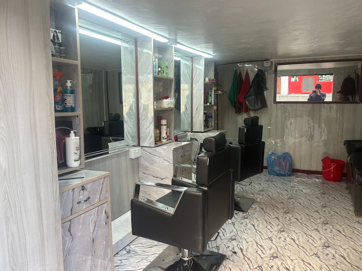 Rajiv Salon — photo by Rajiv Salon