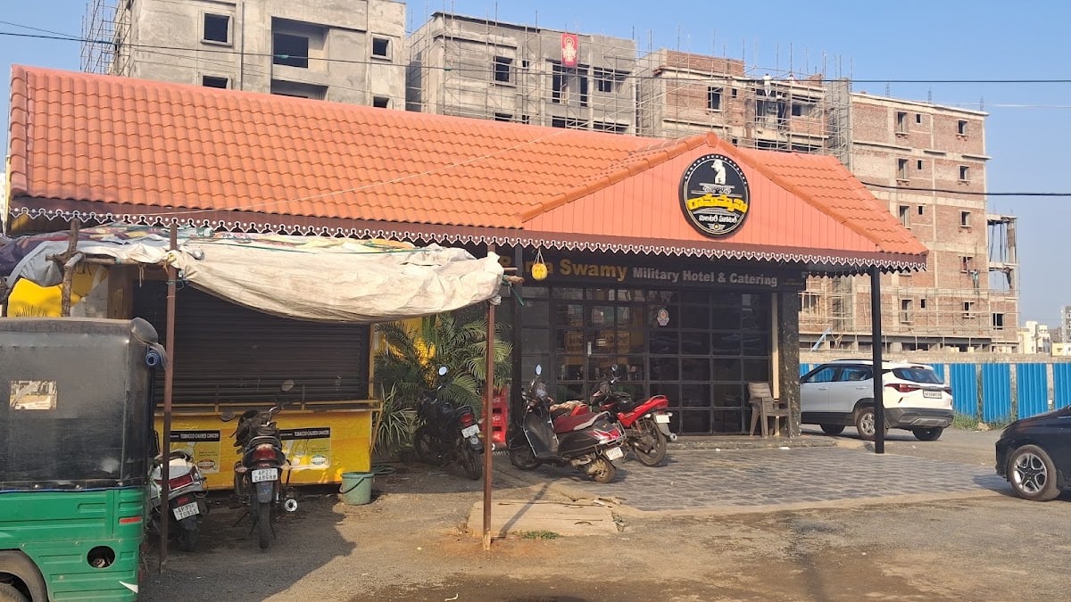 Rama Swamy Military Hotel , Gollapudi — photo by Madhusudhana Reddy I