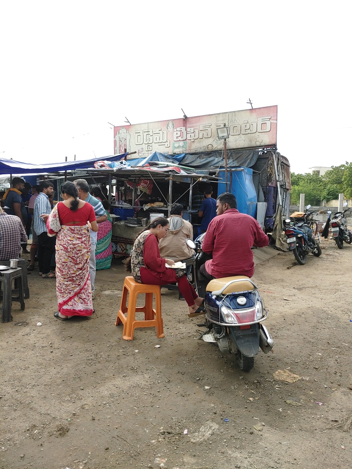 Reddamma Mobile Canteen — photo by naresh bjv