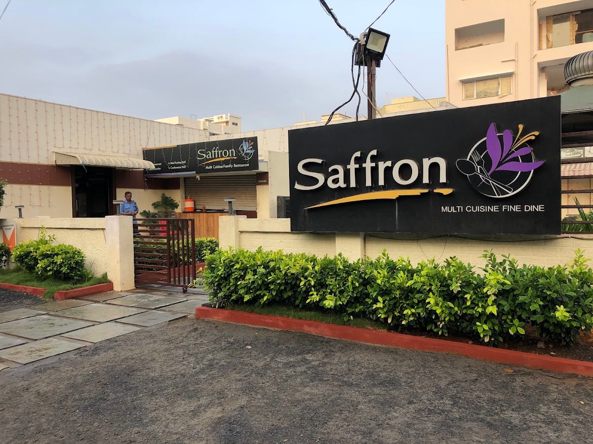 Saffron — photo by SOUTH COAST RAILWAYS S.Co.R