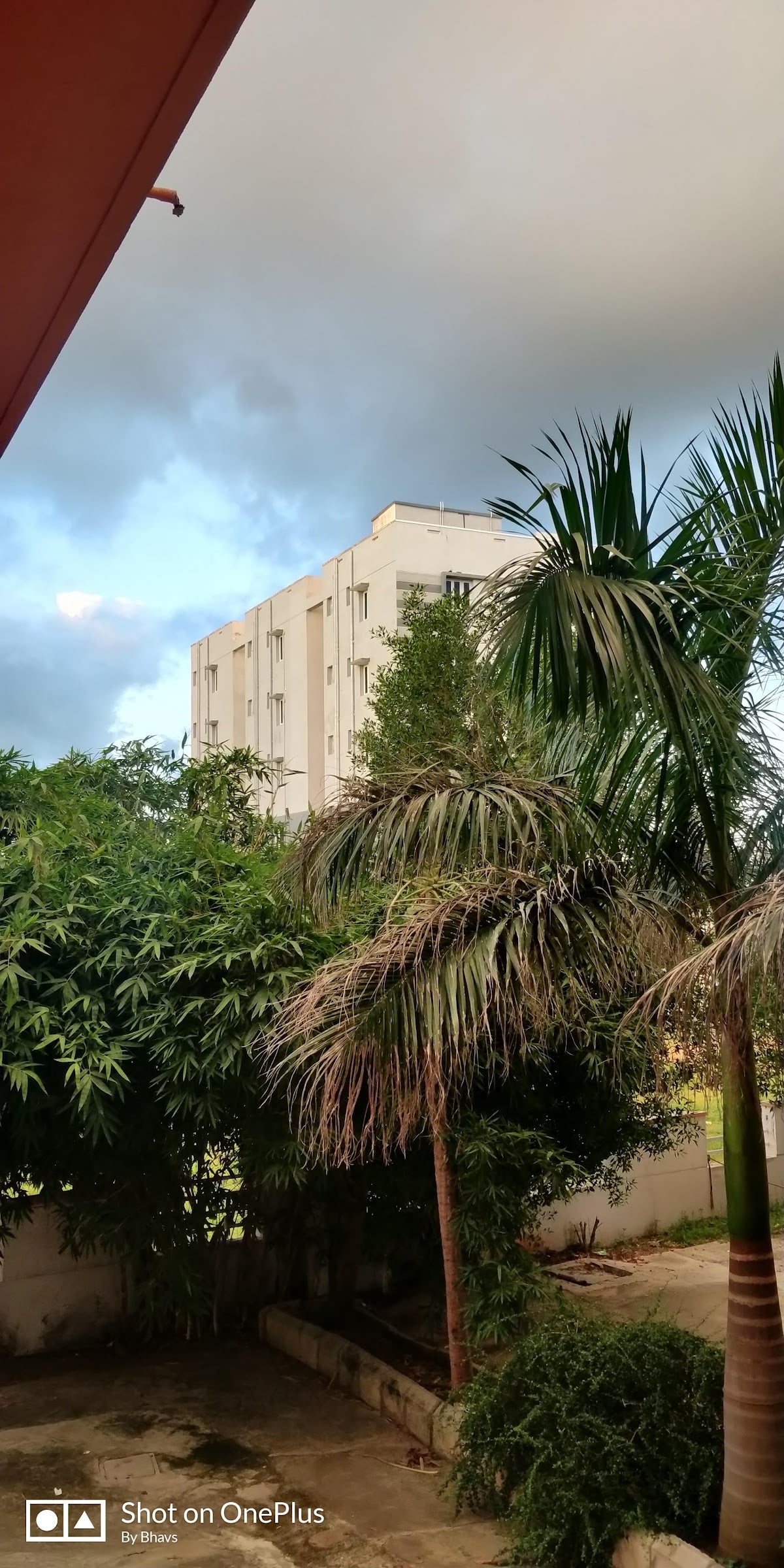 Sahasra Apartments — photo by bhavana bhavs