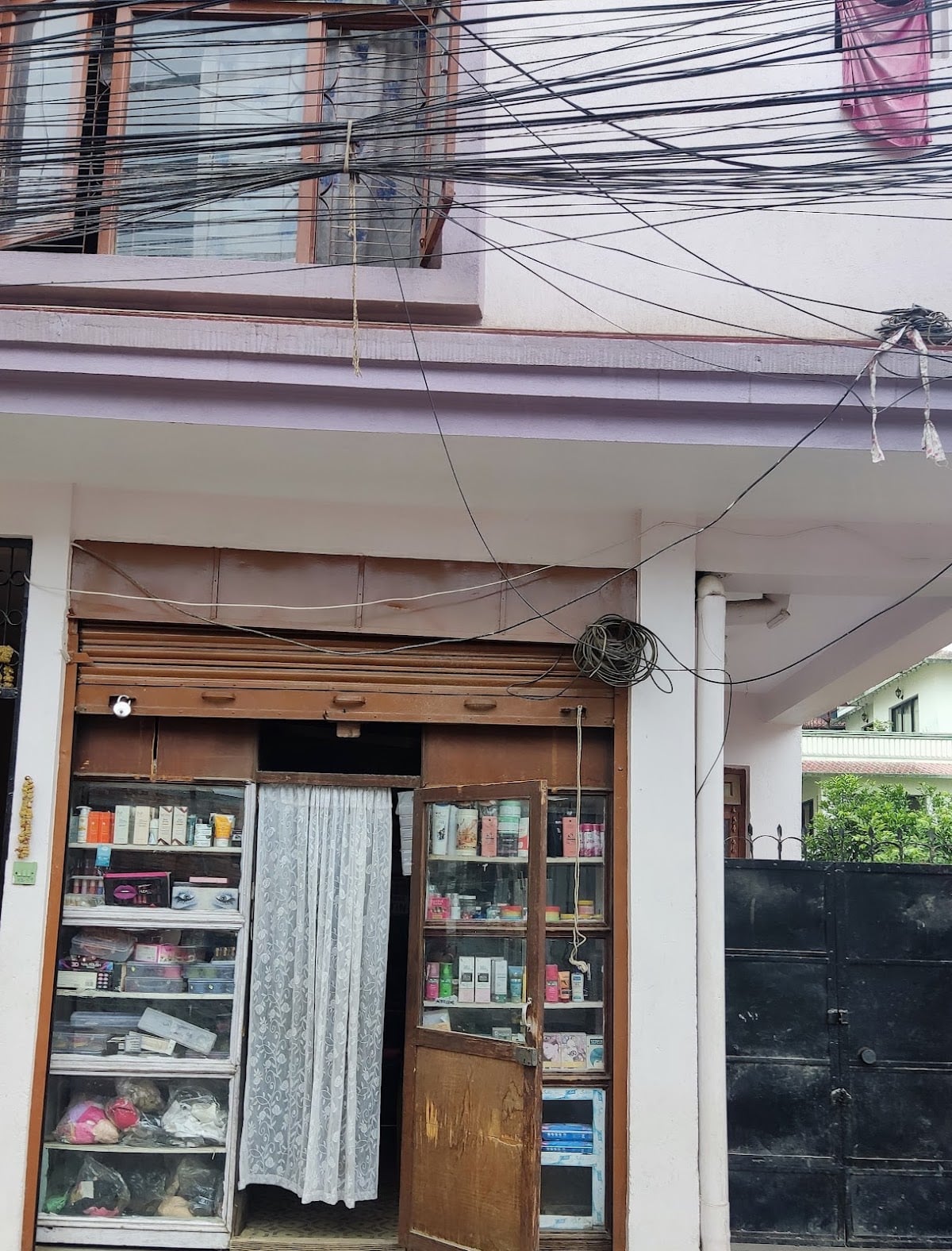 Saru Beauty parlour — photo by Saru Beauty parlour