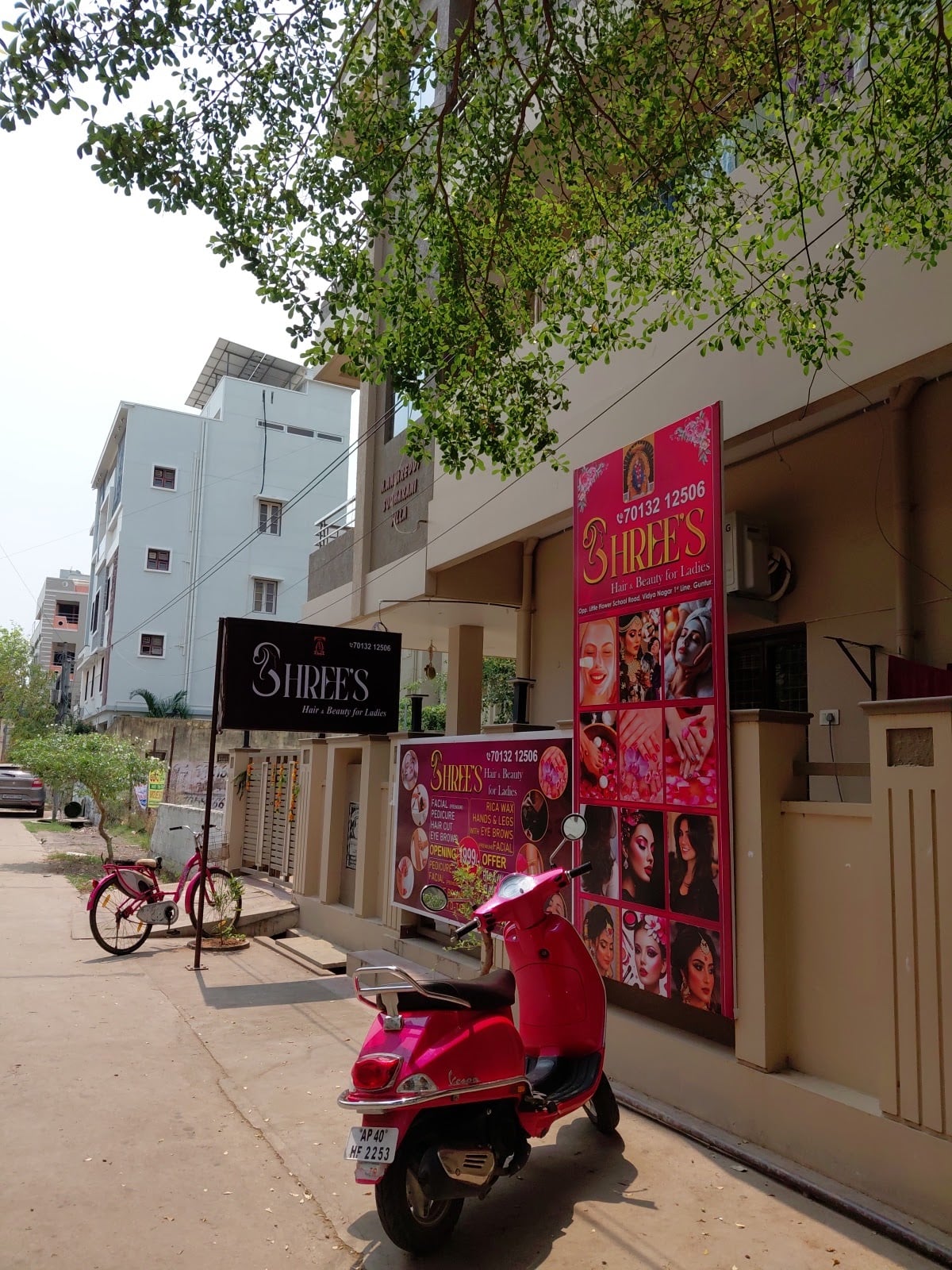 Shrees (hair&beauty) — photo by Shrees (hair&beauty)