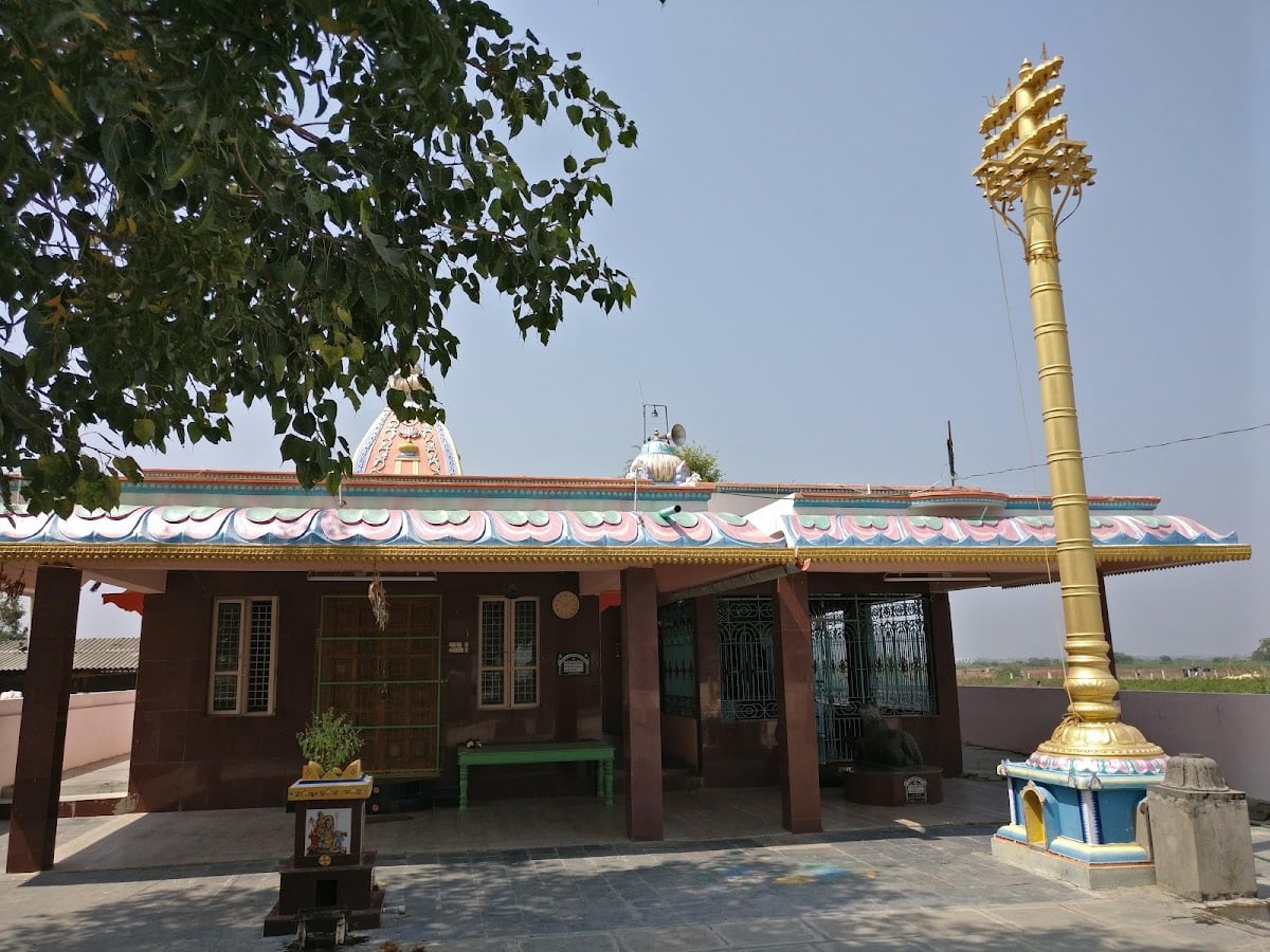 Siva Sai Mandiram — photo by Ramgopal Yarramaneni