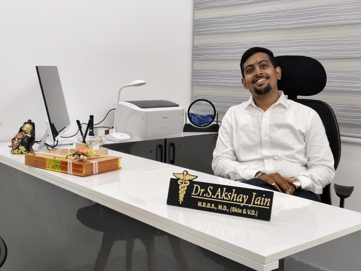 SKIN LANE CLINIC-Kothapet /Dr.AKSHAY JAIN /Best Dermatologist in Guntur /Trichologist /Best Skin & Hair doctor in GUNTUR — photo by SKIN LANE CLINIC-Kothapet /Dr.AKSHAY JAIN /Best Dermatologist in Guntur /Trichologist /Best Skin & Hair doctor in GUNTUR