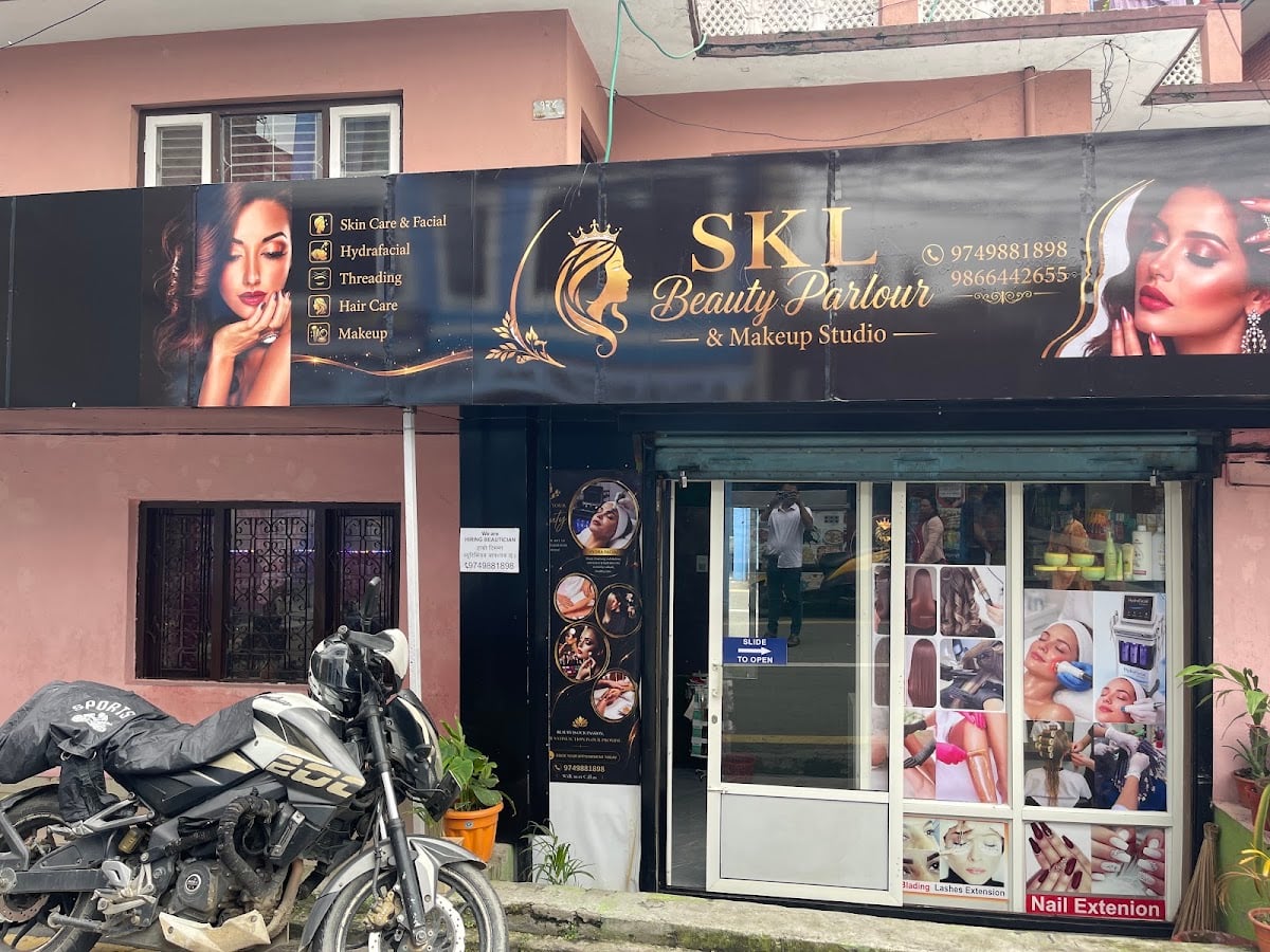 SKL Beauty Parlour & Makeup Studio — photo by SKL Beauty Parlour & Makeup Studio