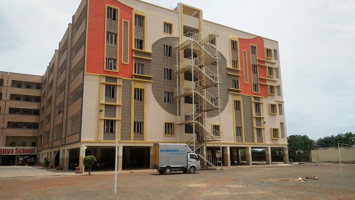 Sri Chaitanya School ( Reddy Palem Hostel Branch) — photo by SRAVAN KUMAR P