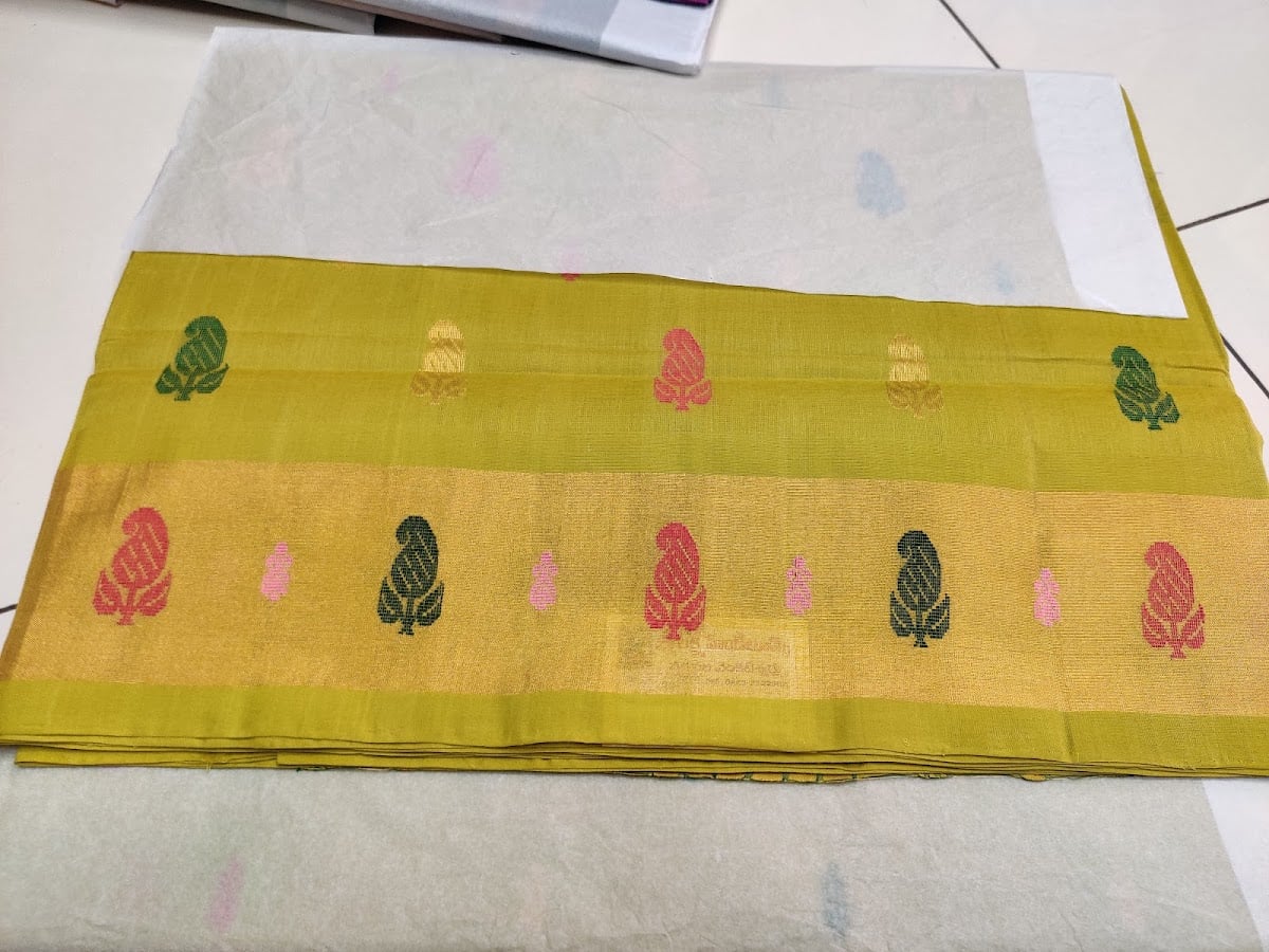 Sri Lakshmi Handlooms — photo by Murthy Padavala