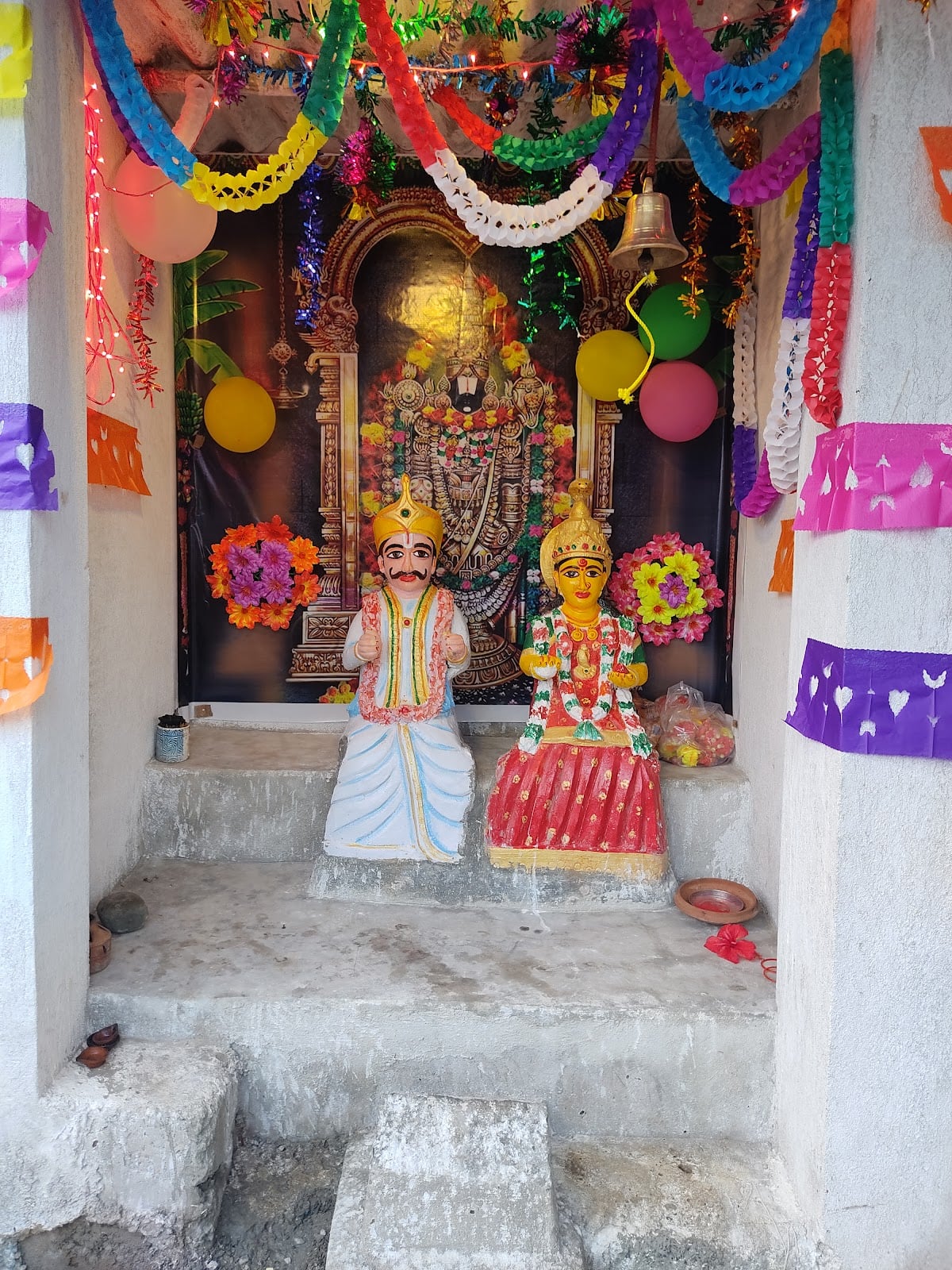 Sri lakshmi tirupatamma talli temple — photo by Thota Biksharao