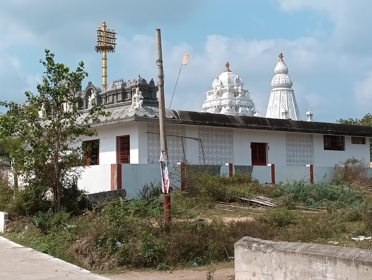 Sri prasannanjaneya swamy temple — photo by SAI RAM BODDU
