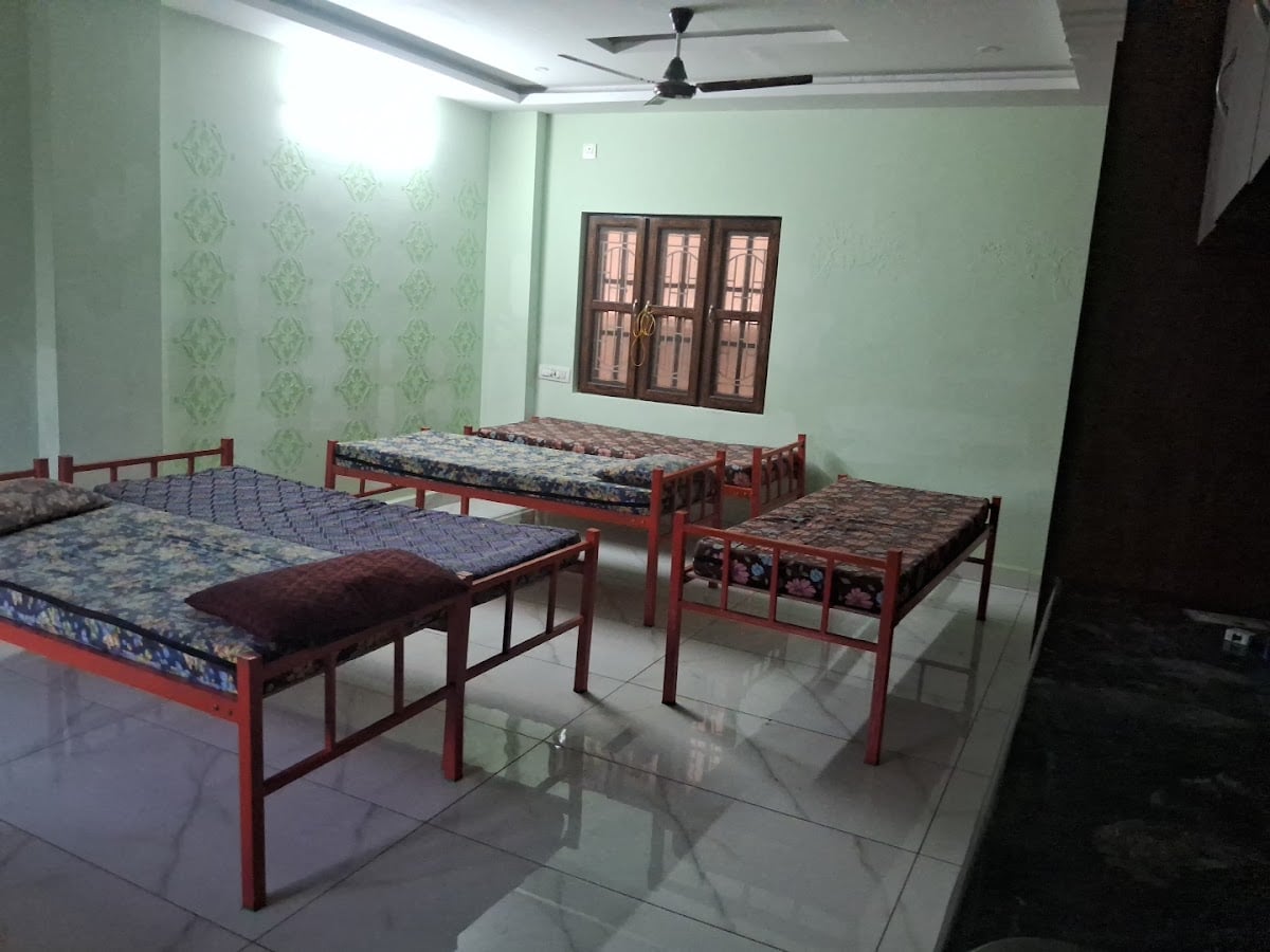 Sri siva sai durga women's residence — photo by Sri siva sai durga women's residence