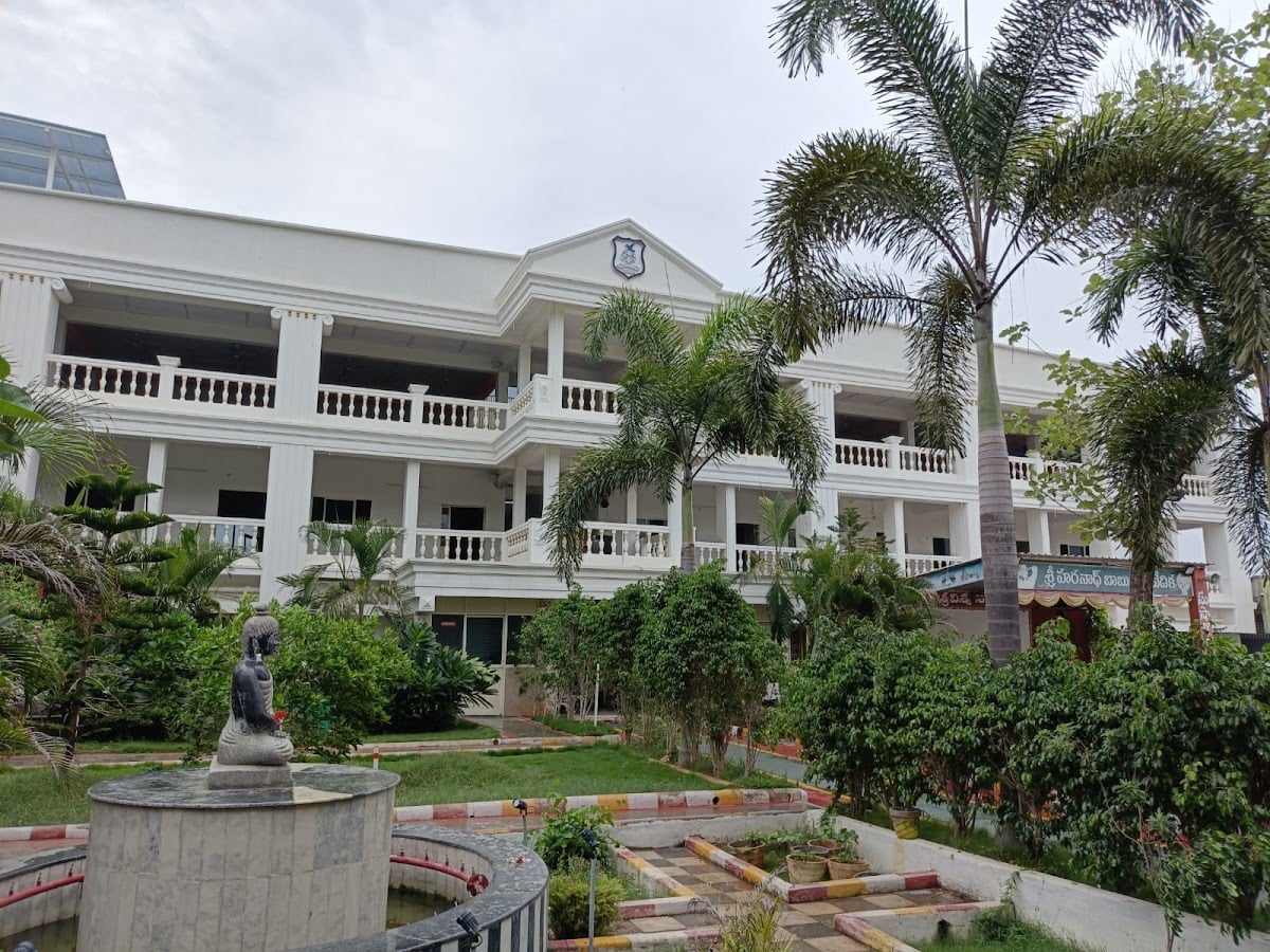 Sri Viswasanthi High School — photo by Sri Viswasanthi High School