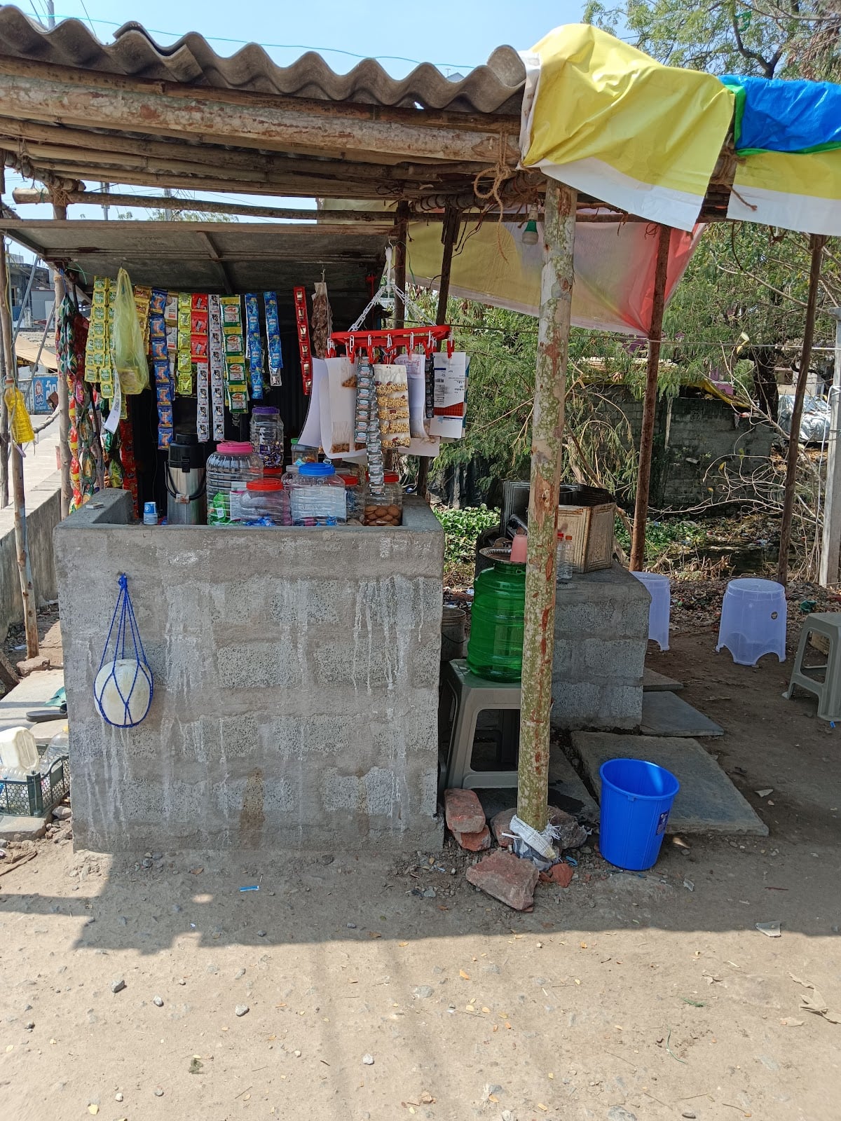Srinivas tea and cooldrinks — photo by Srinivas Annapareddy
