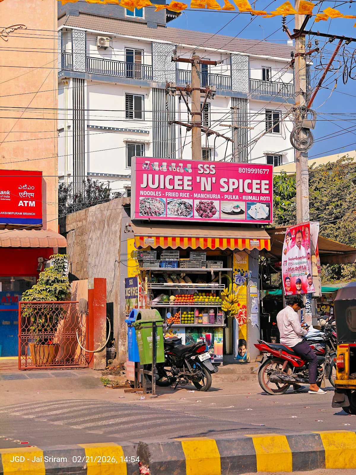 Sss juice n spicee — photo by Krishna Baludra