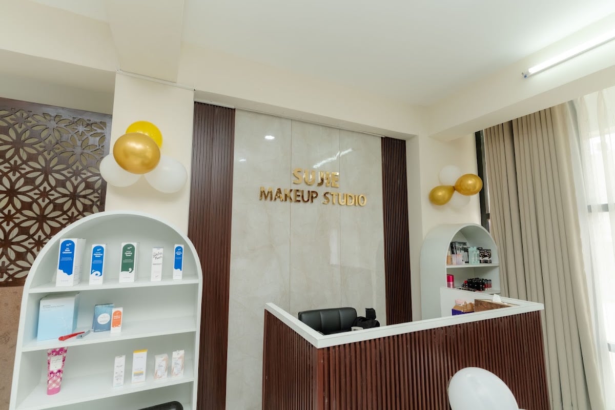 Sujie Makeup Studio — photo by Sujie Makeup Studio