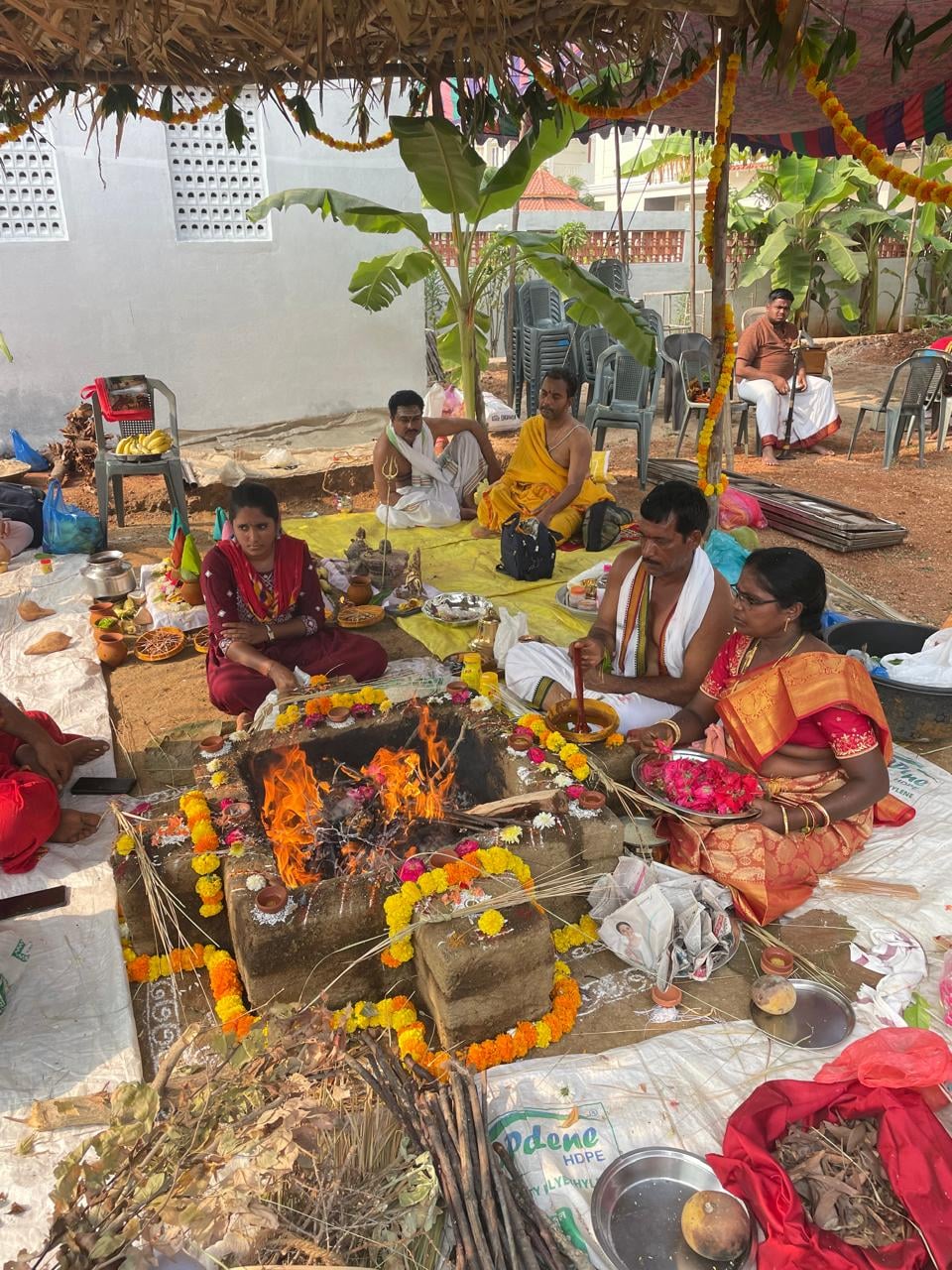 Swayambhu Sri Shambhavi Sametha Bhogalingeswara Swamy Mandir // స్వయంభు శ్రీ శాంభవి సమేత భోగలింగేశ్వర స్వామి వారి మందిరం — photo by Uma Maheswari