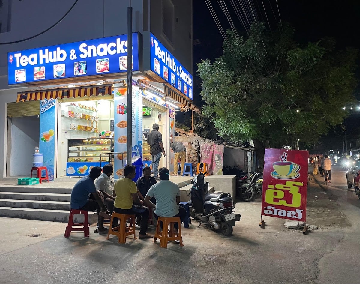 TEA HUB & SNACKS — photo by Sravan Sindhu
