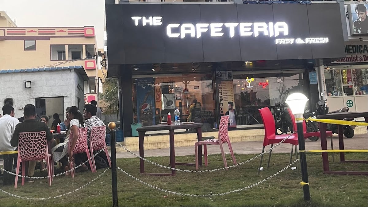THE CAFETERIA (fast and fresh) — photo by THE CAFETERIA (fast and fresh)