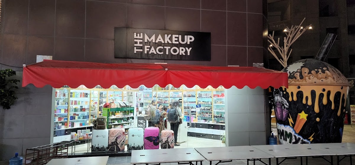 The Makeup Factory Nepal — photo by Suresh Dhakal